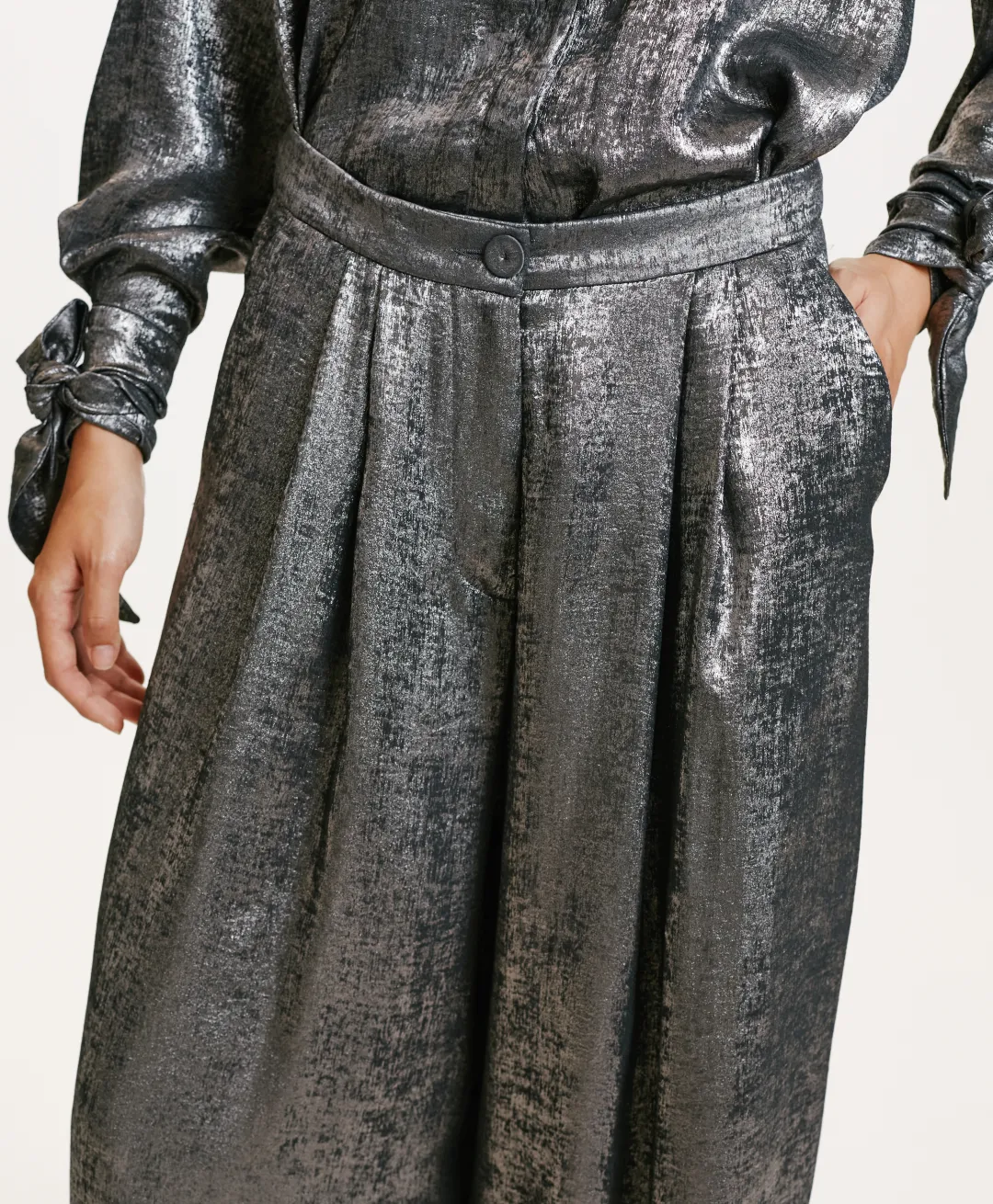 Sale PANTALON PATRICE EN LAMINÉ FLUIDE - Femme Pantalons